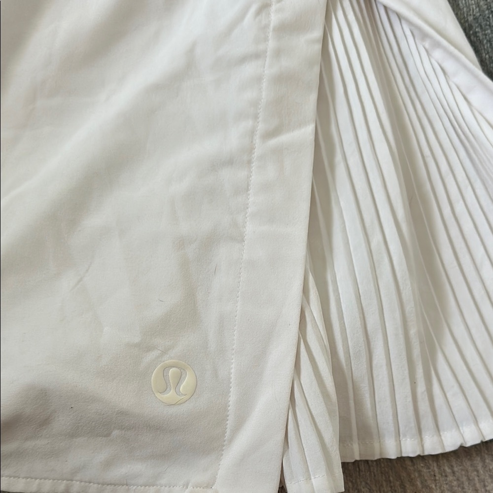 Lululemon Peek Pleat High-Rise Tennis
Skirt in White - Picture 7 of 9